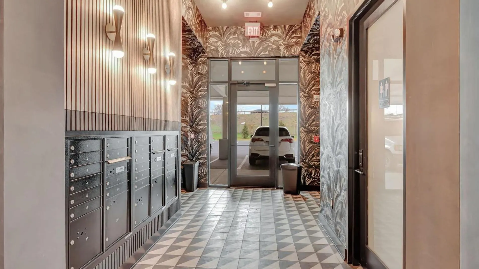 The Nashville Lounge Minutes From Downtown Apartment